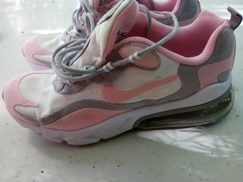 Кросівки Nike Air Max 270 React (GS) White (BQ0103-104)