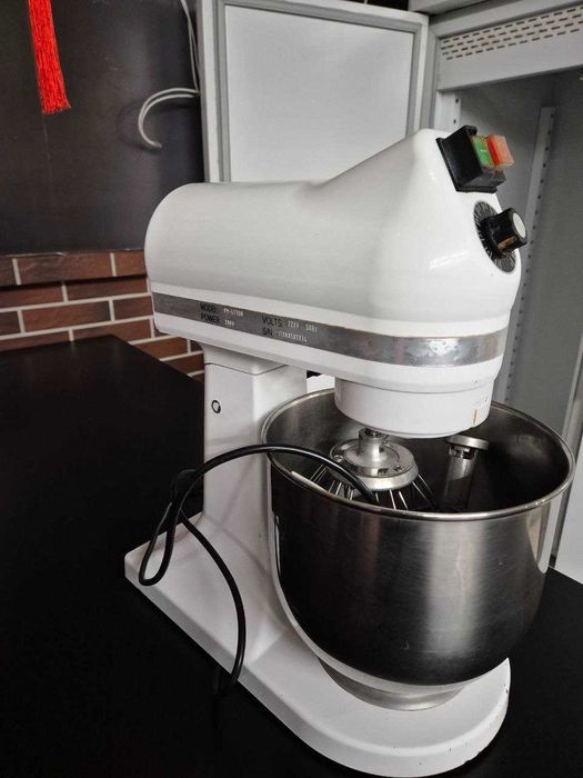 Планетарний міксер Ewt Inox PMLT7BN/CMES