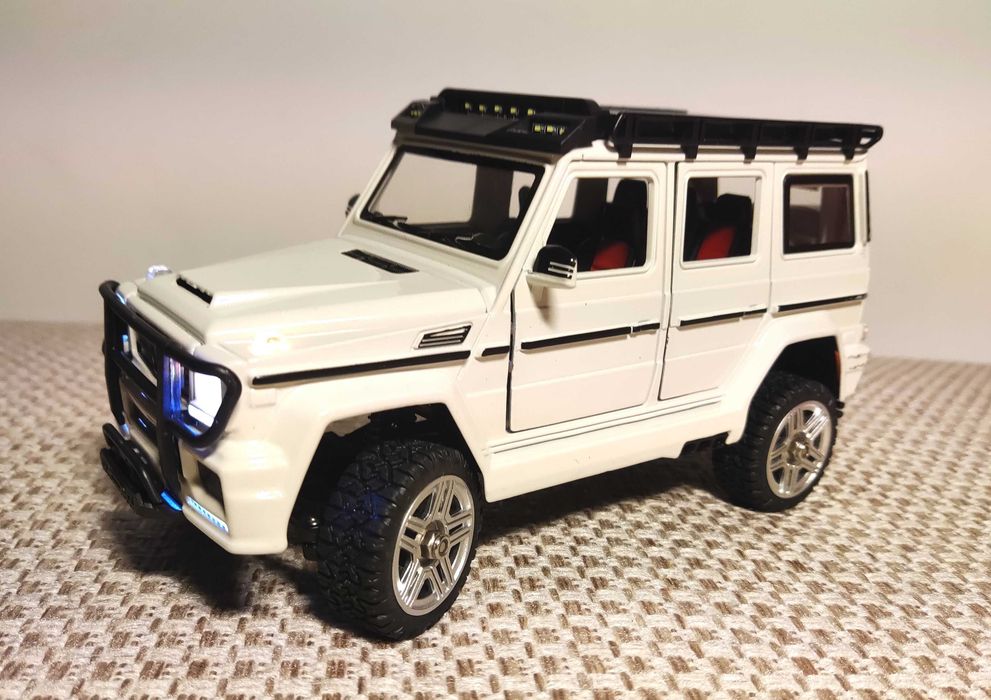 Mercedes Brabus G RC 4x4 | 1:24 RTR metal