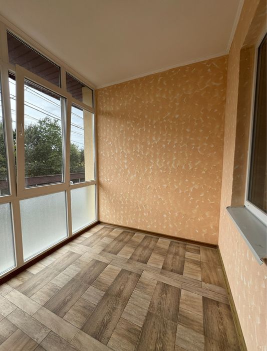 Прочаж чудового таунхауса в Агрономічному