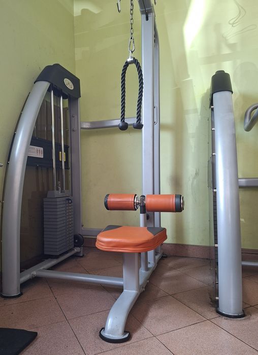 Maszyna do ćwiczeń – wyciąg górny (lat pulldown) RKL 1505

Sprzedam profesjonalną maszynę siłową do treningu pleców – wyciąg górny marki RKL, model 15