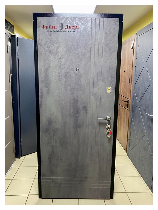 ЗСУ знижка на двері!Вхідні двері з установкою,входные двери