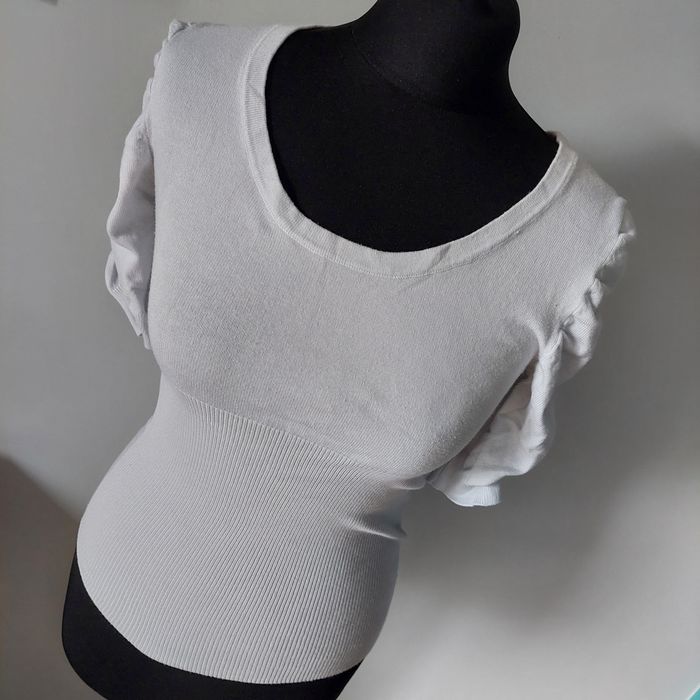 Bluzeczka damska z bufiastymi rękawami, S