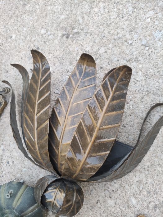 Luminária antiga e moderna