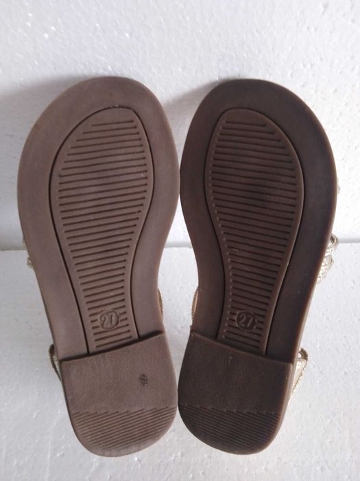 Sandálias Menina Kiabi 27