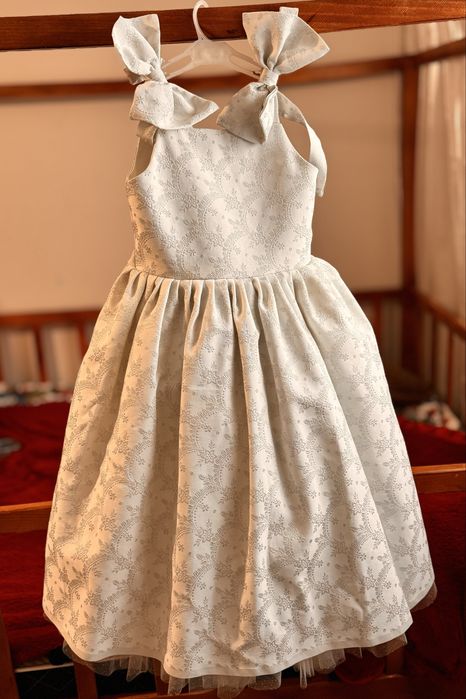 Святкова сукня з блиском