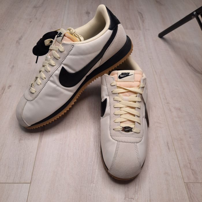 Кросівки Nike Cortez W Txt White HM9987-001