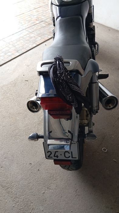 Vende-se Yamaha FZX750