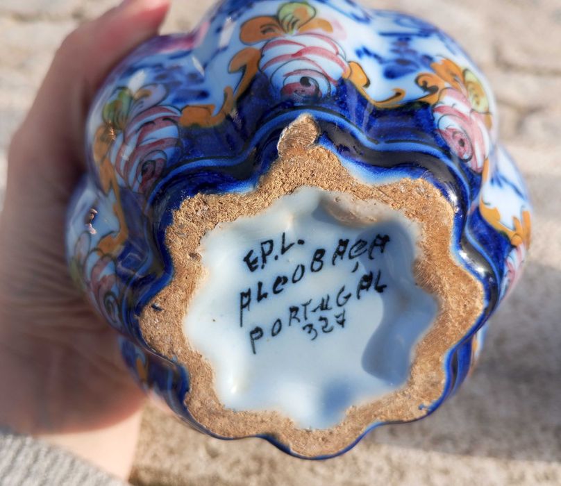 Antigas jarras em faiança E.P.L. Alcobaça