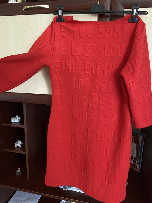 Плаття червоні