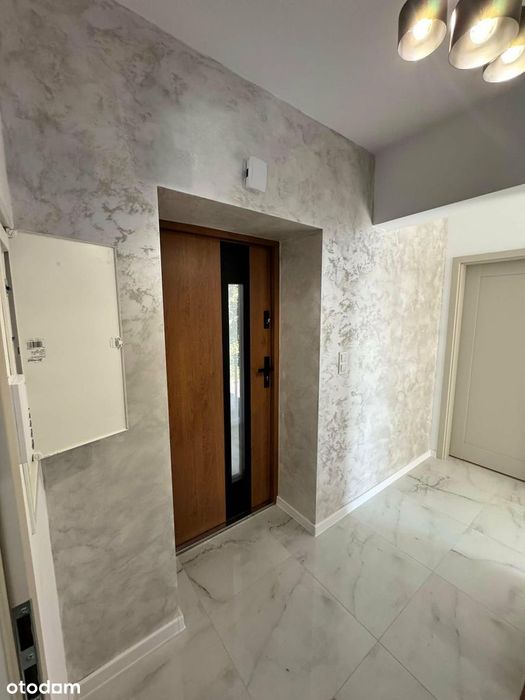 Nowoczesny dom z garażem w Białogonie 149 m2