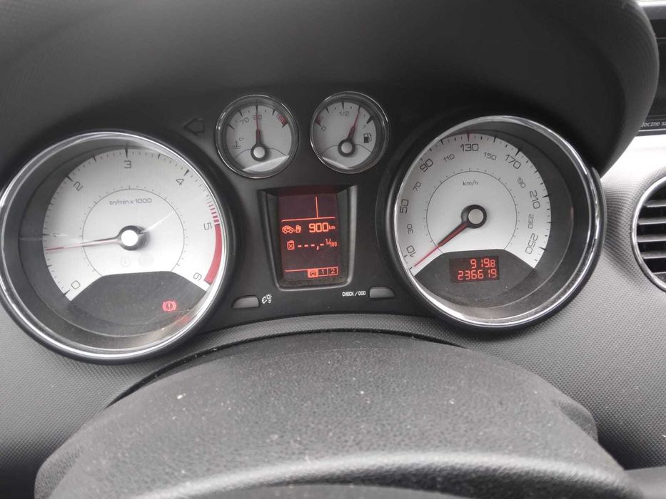 Peugeot 308 Lift 1.6 HDi 90 KM