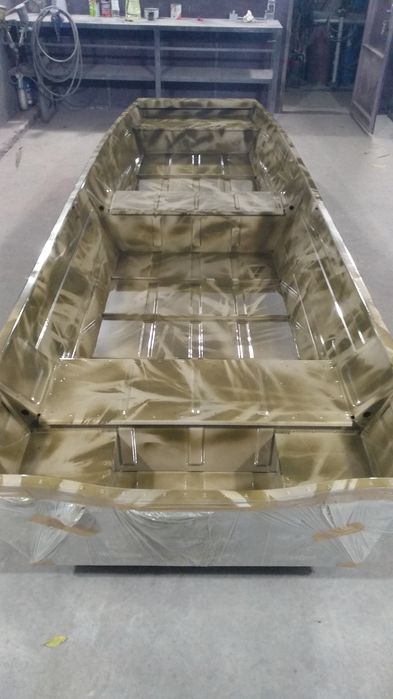 Продам лодку Казанка 6,болотоход