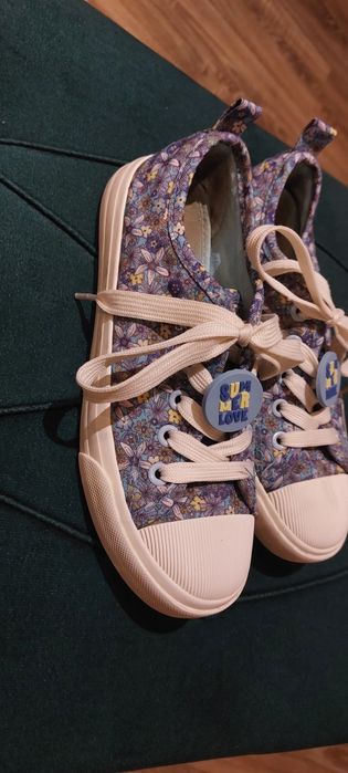 Trampki, buty r34 dla dziewczynki