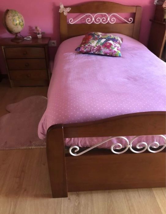 Mobília de quarto de solteiro