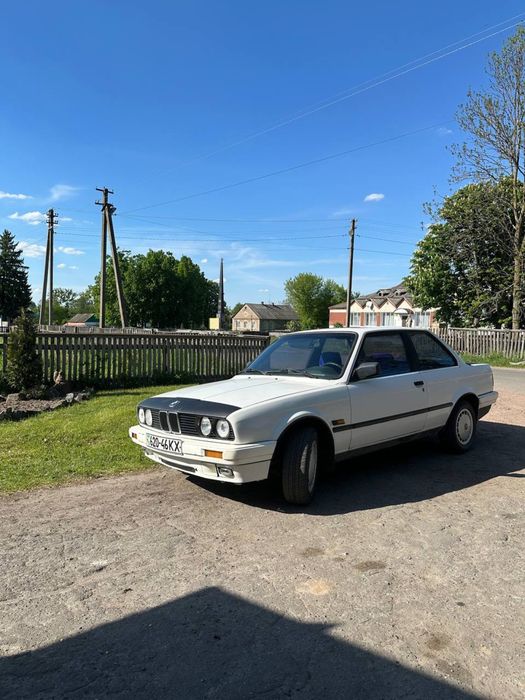 Bmw e 30.