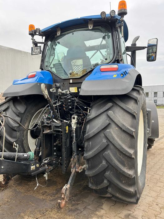 Ciągnik rolniczy T7.165 krajowy
