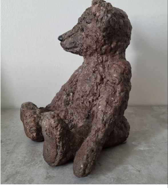 Керамическая традиционная большая копилка в виде плюшевого мишки. Сост