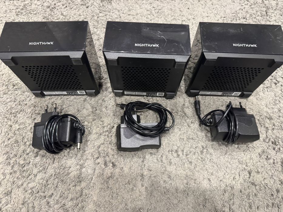 Netgear NightHawk WiFi 6 Mesh - Unidade principal com 2 satélites