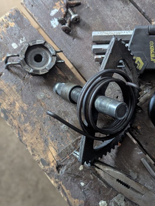 Запчастини для Suzuki lets 2