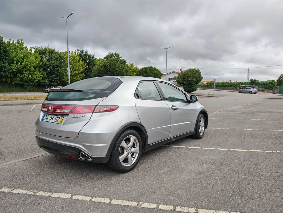Honda Civic — fotografia 3
