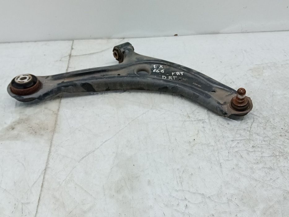 Braço de suspensão frente direito FORD Fiesta VII (HJ, HF)