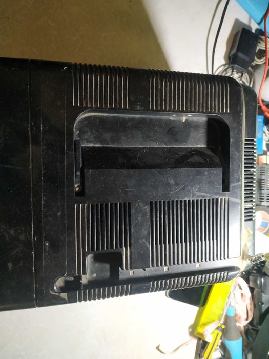 Маленький телевизор elekta e-707 неробочий