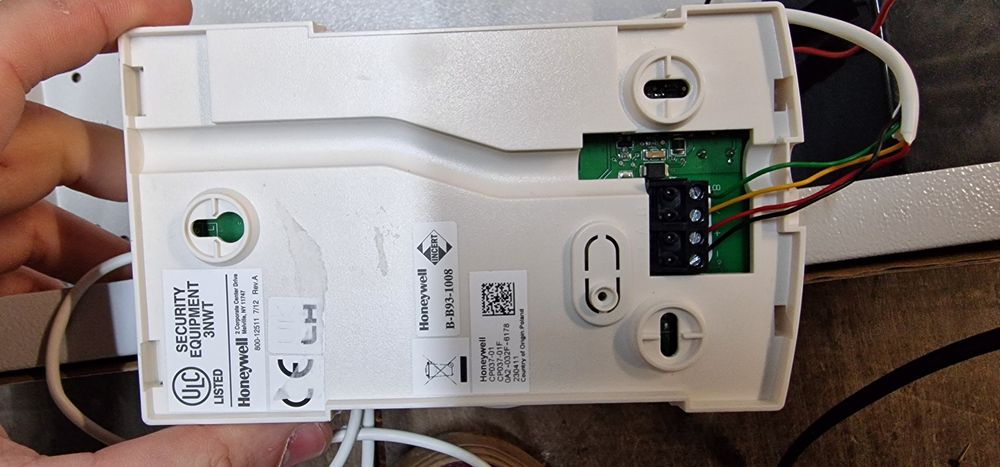 Central de alarme honeywell nova