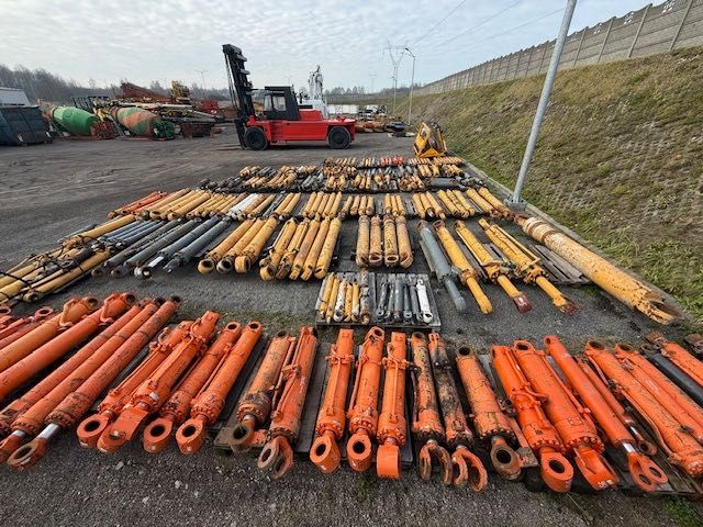 liebherr doosan volvo siłownik hydrauliczny