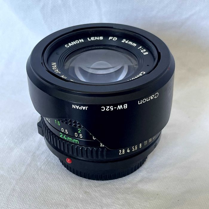 Obiektyw Canon FD 24mm F2.8