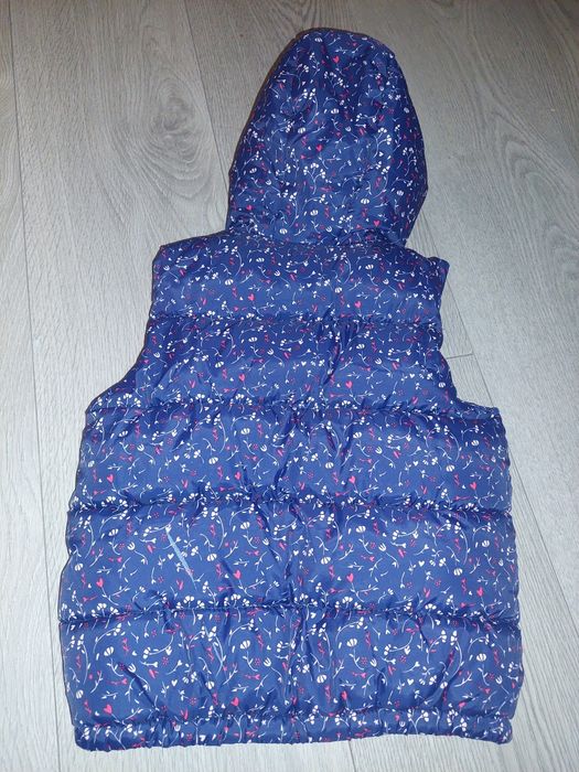 Kamizelka bezrękawnik pikowany Zara dla dziewczynki r.104