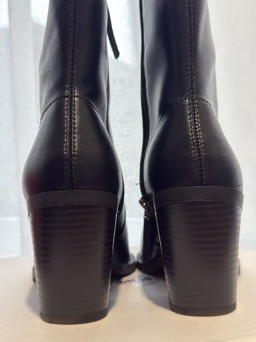 Козаки Ковбойки Чоботи 39 розмір чорні