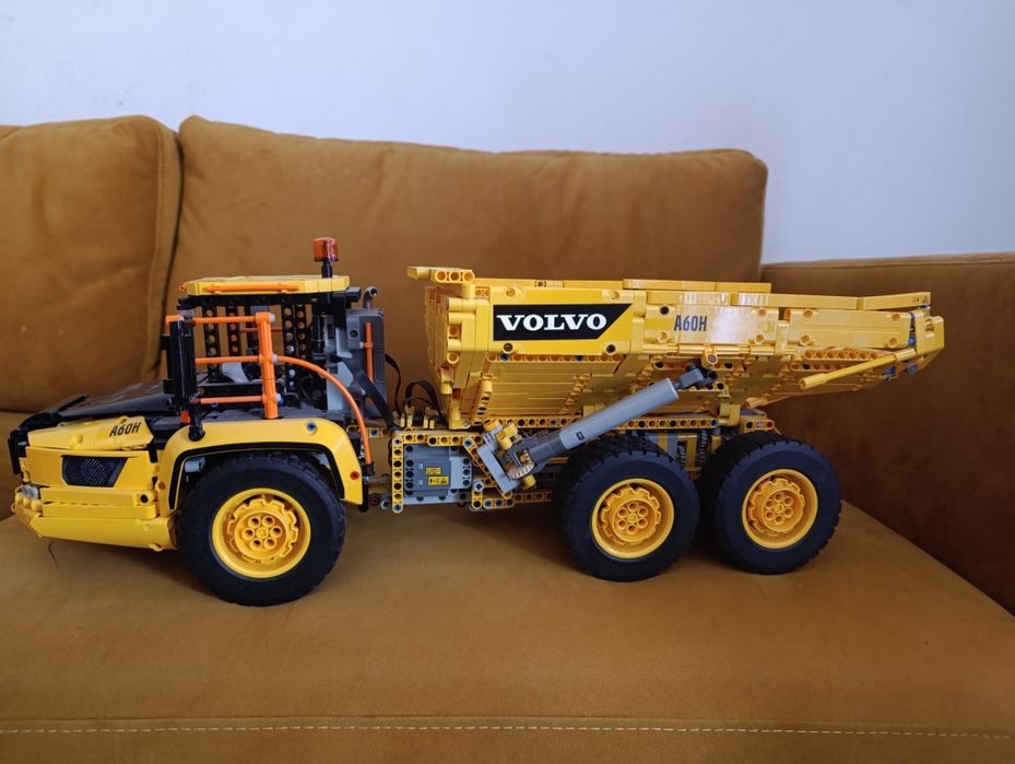 Volvo LEGO technik 42114