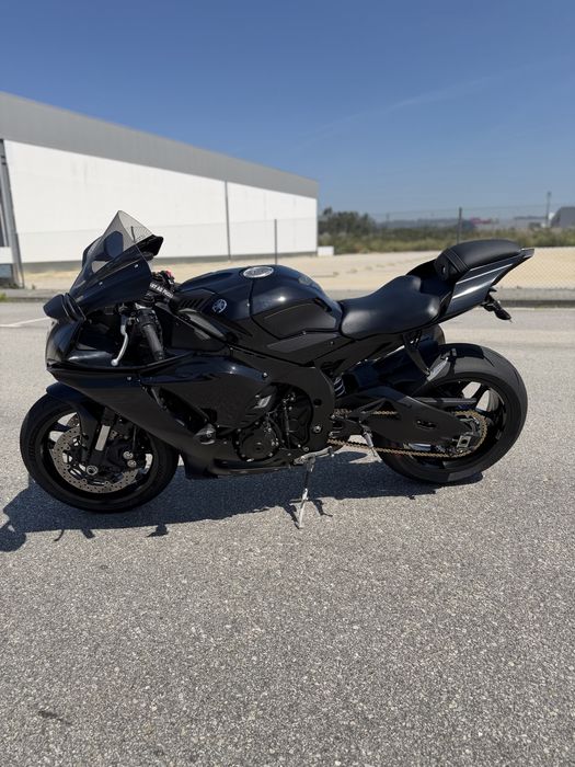 Yamaha r1 2021/01