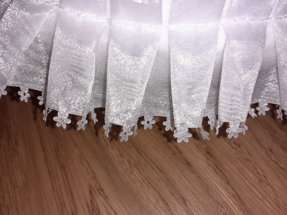 atłasowa poduszka na obrączki serce ślub