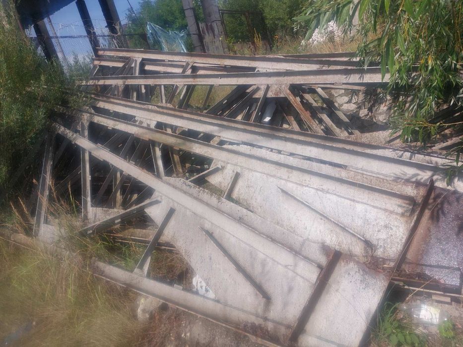 Продаж  складських конструкціі для ангару .