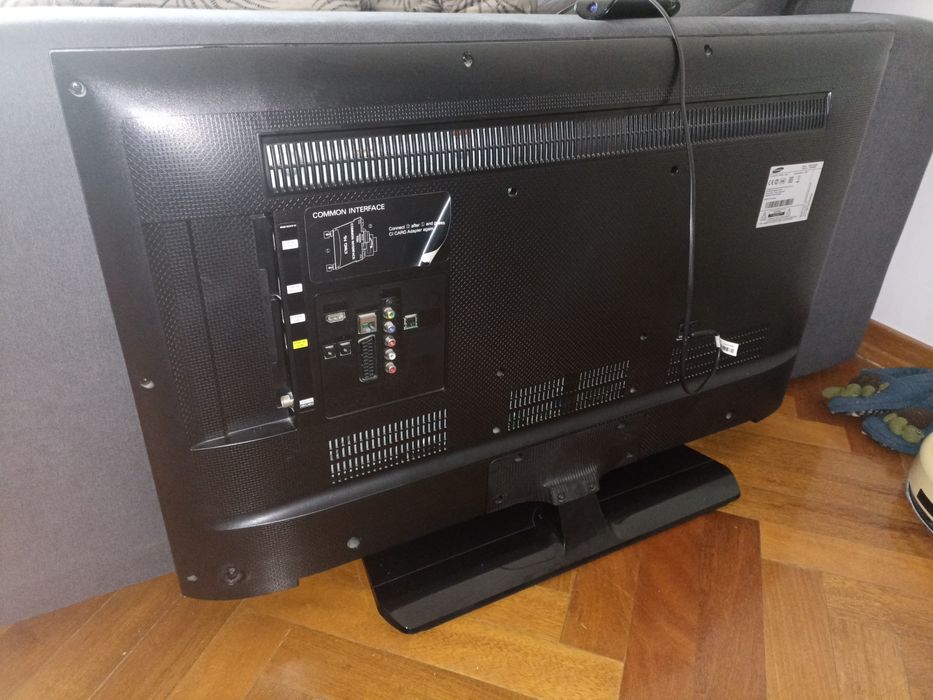 Smart TV Samsung 40" Full HDcom avaria no display – funcional / para p
