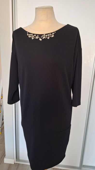 elegancka sukienka w roz