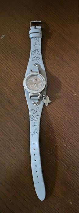 Годинник Quartz з ремінцем