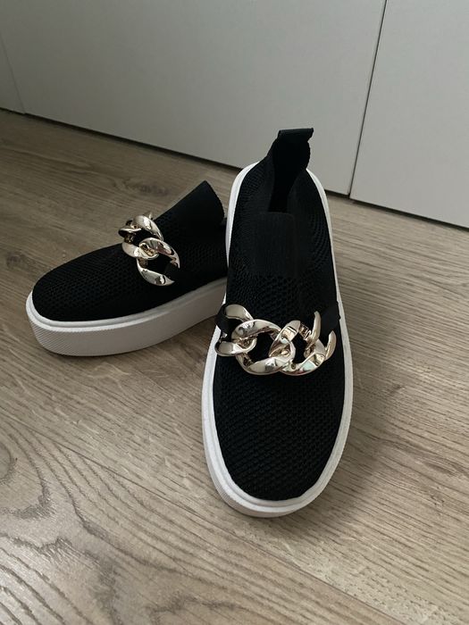 Czarne trampki na platformie łańcuch 38