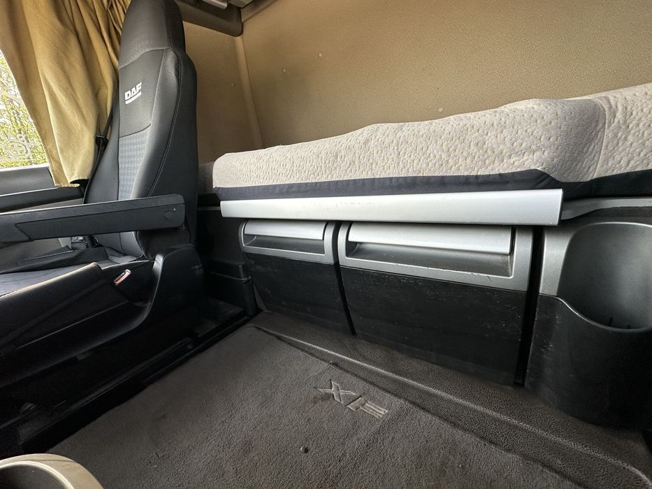 Продам Daf XF105 2010 рік Причеп самоскид MEILLER MHPS 41/3S 2015 рік