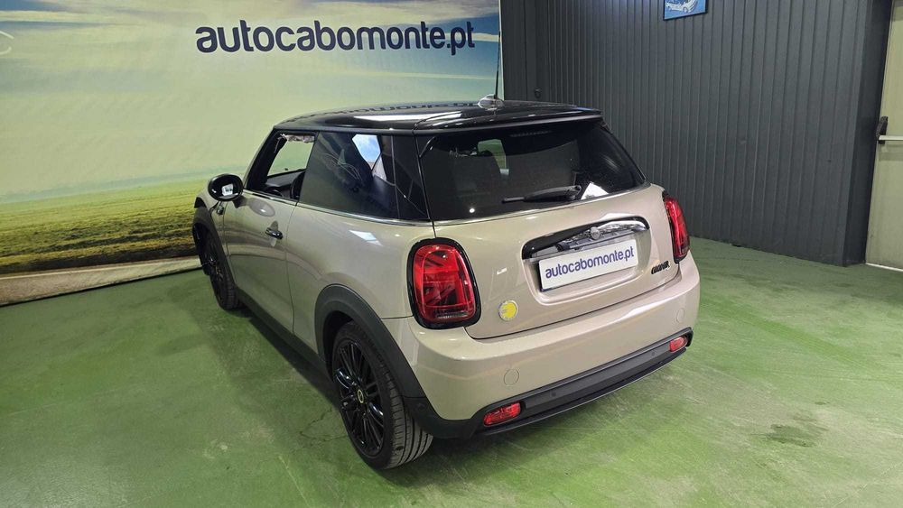 Mini Cooper SE - Salvado