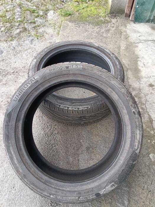 215 45 R17 Uniroyal