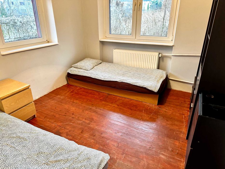 Dom dla pracowników, 3 samodzielne mieszkania