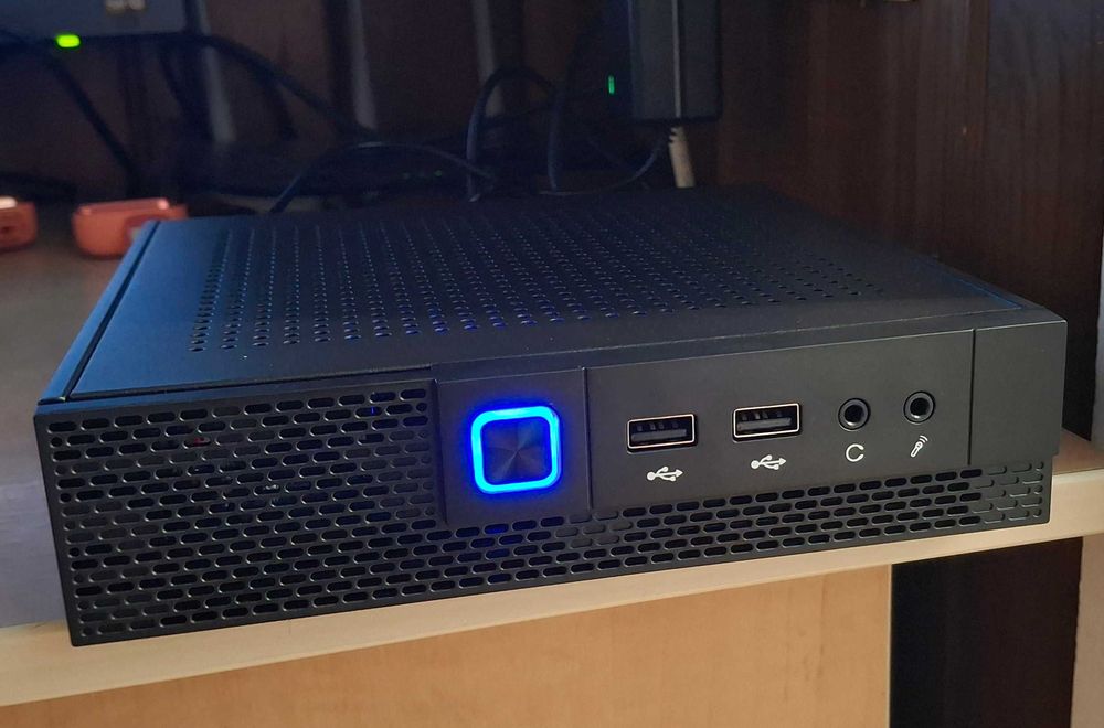 Одноплатный ПК на базе Intel 1037U