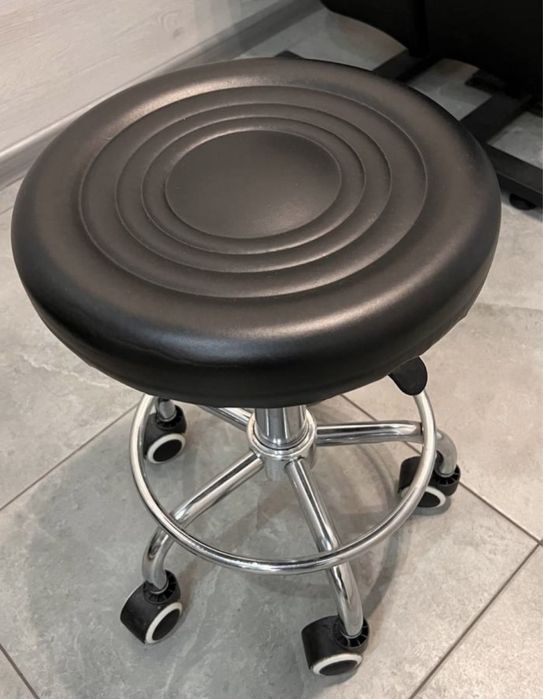 Перукарські меблі