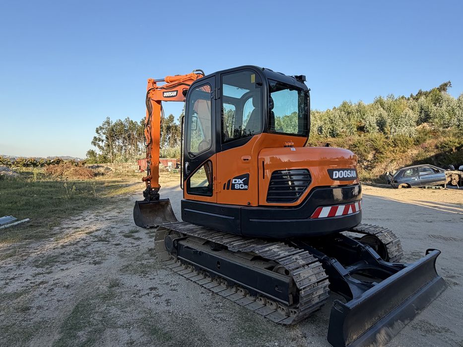 Giratoria Doosan DX80 R