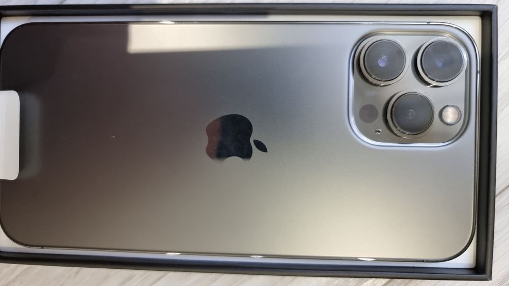 iPhone 13 pro на 1 ТВ