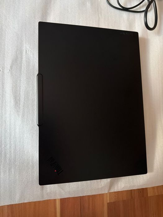 Nowy Laptop Lenovo ThinkPad E14 G7 14 " AMD Ryzen 3 AI 210 8/256 GB DDR5