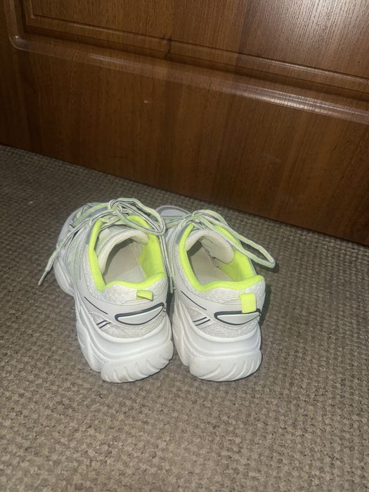 Кроссовки кеды 36,5-37р белые весна-лето